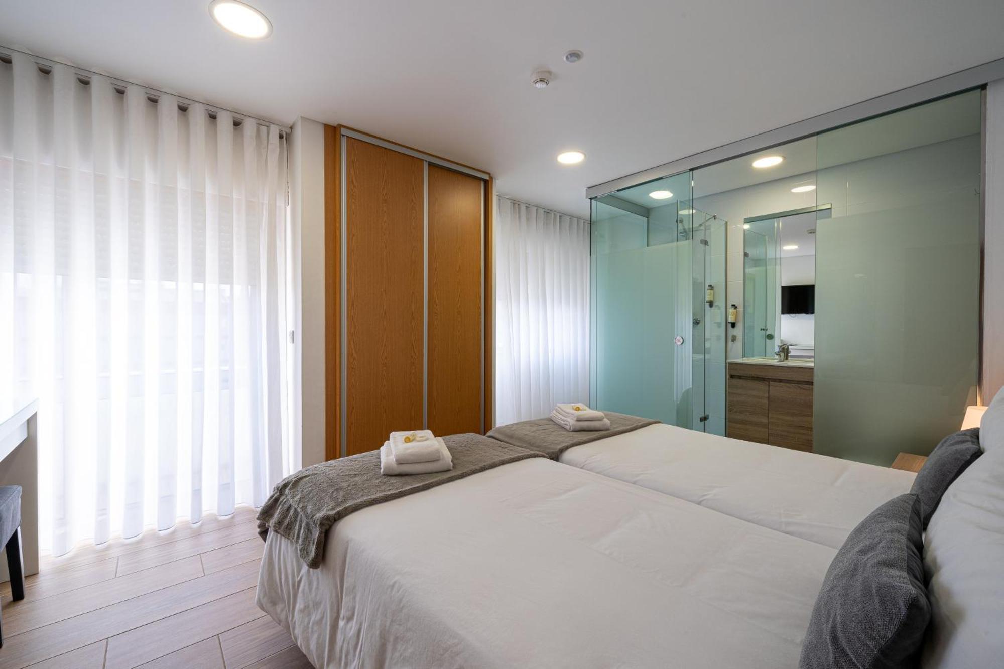 São João da Madeira Central Suites 3 מראה חיצוני תמונה